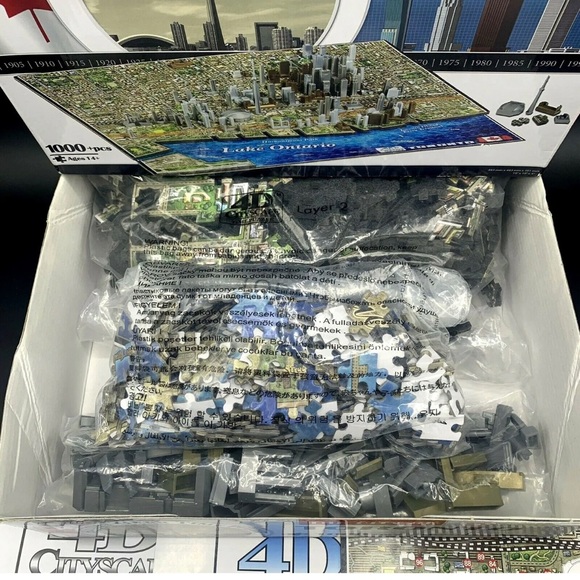 4D Cityscape Time Jigsaw Puzzle The City of Toronto Layer Map 1000+ Pieces - Picture 12 of 12